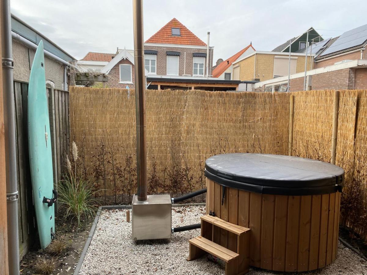 Tiny House Thuus Villa Sint Annaland Exterior photo